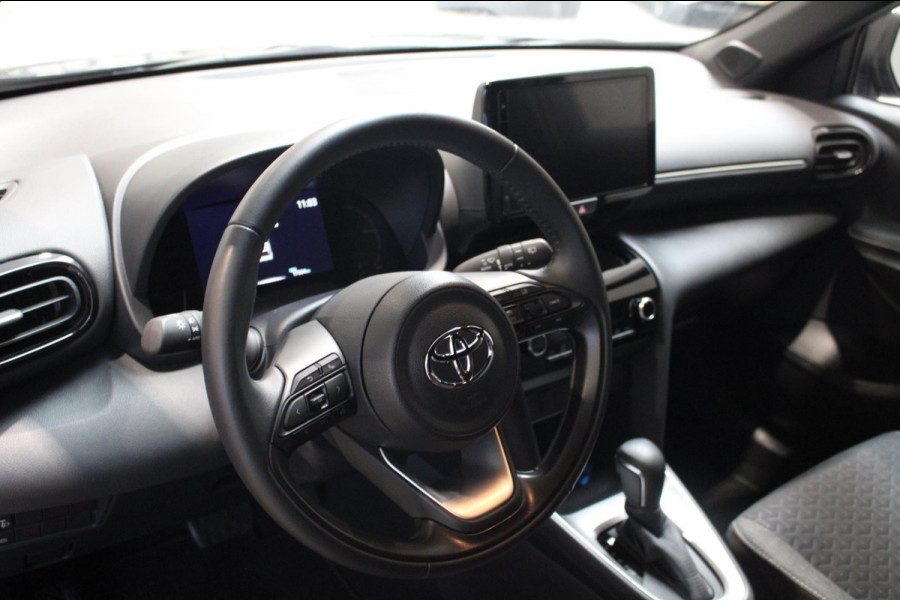Toyota Yaris Cross 1.5 Hybrid Dynamic Camera/Navi/Cruise Rijklaar incl bovag garantie