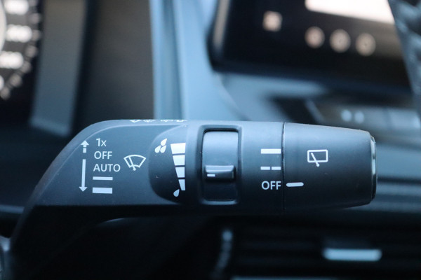 Nissan QASHQAI 1.3DIG-T MHEV 158PK Automaat N-Connecta Pano-dak/Winter-pack/Elektr.-klep/Head-Up/Adapt.-cruise