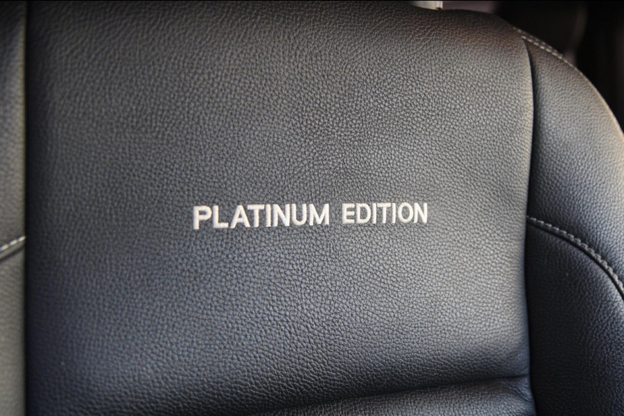 Ford Transit Custom 320 2.0 TDCI L2H1 Platinum Edition DC / Automaat 130PK / BOM VOL