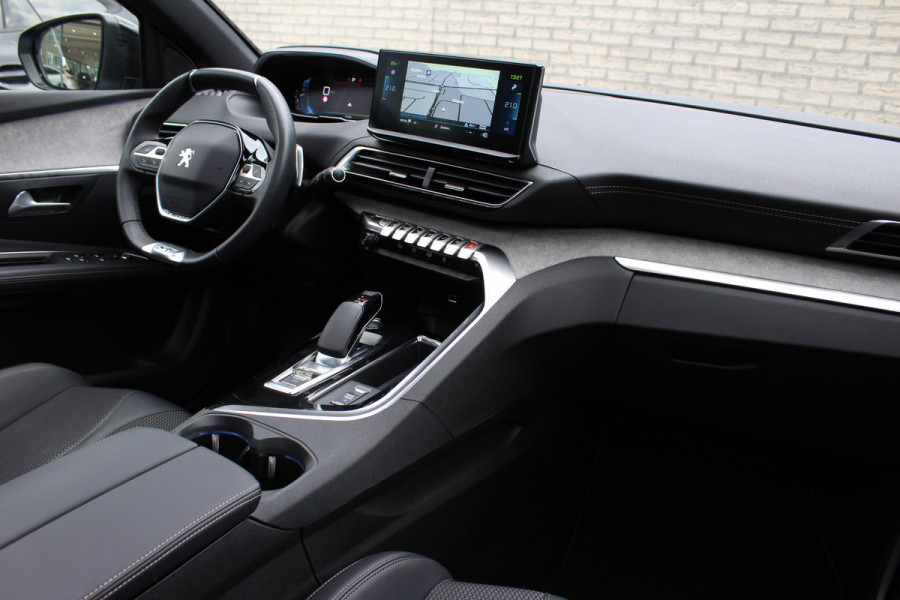 Peugeot 3008 1.6 HYbrid 225 GT | Panoramadak | All-season | BLIS | Adaptieve Cruise | Navigatie