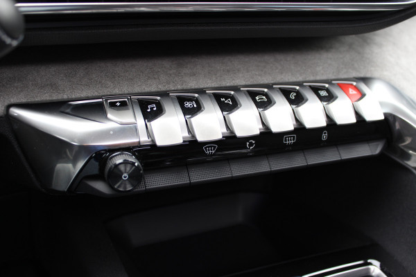 Peugeot 3008 1.6 HYbrid 225 GT | Panoramadak | All-season | BLIS | Adaptieve Cruise | Navigatie
