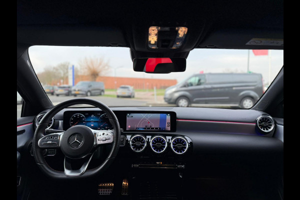 Mercedes-Benz A-Klasse 250 e AMG pakket Panorama