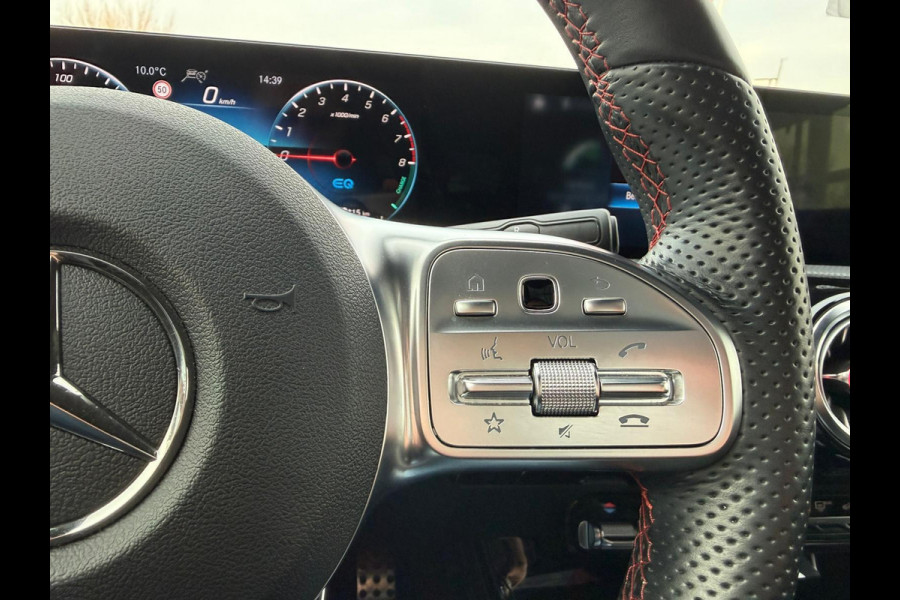 Mercedes-Benz A-Klasse 250 e AMG pakket Panorama