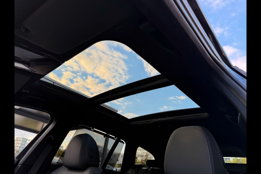 BMW 3 Serie Touring 320d xDrive M-SPORT ** LED, NAVI+, LEDER, PANORAMA, H&K SOUND, HuD, TREKH, 19-inch LMV ** 1e EIG - UNFALLFREI ** ** INFORMEER OOK NAAR ONZE AANTREKKELIJKE FINANCIAL-LEASE TARIEVEN **