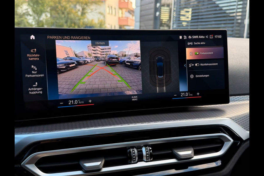 BMW 3 Serie Touring 320d xDrive M-SPORT ** LED, NAVI+, LEDER, PANORAMA, H&K SOUND, HuD, TREKH, 19-inch LMV ** 1e EIG - UNFALLFREI ** ** INFORMEER OOK NAAR ONZE AANTREKKELIJKE FINANCIAL-LEASE TARIEVEN **