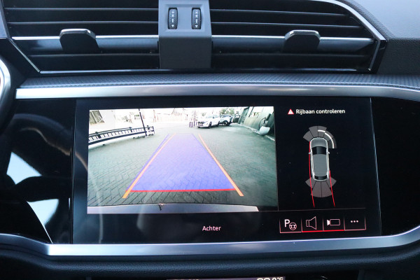Audi Q3 Sportback 45 TFSI e PHEV Automaat S Edition Navigatie/Elektr.-trekhaak/Stoelverwarming/19-Inch/Keyfree