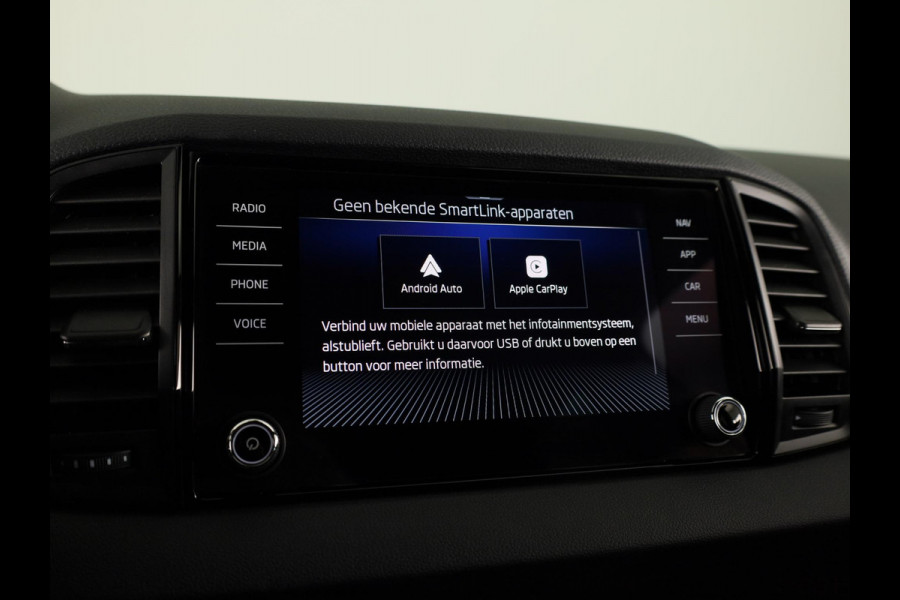 Škoda Karoq 1.5 TSI ACT Sportline Business 150pk | Parkeercamera achter | 18 inch Lichtmetalen velgen | Climatronic |