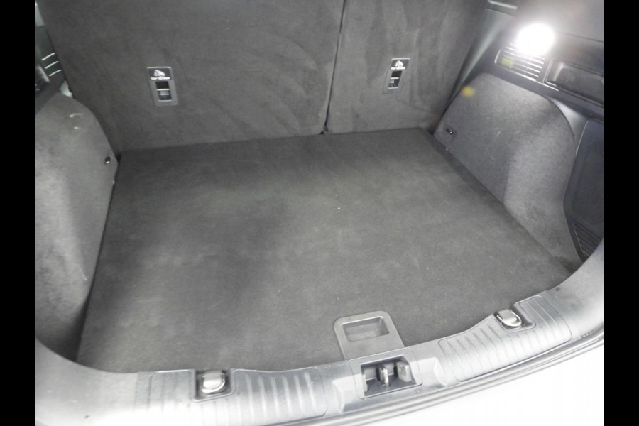 Ford Kuga 2.5 PHEV Plug-In ST-Line X TREKH./NAVI/HEAD-UP/LED/B&O/18"LMV!