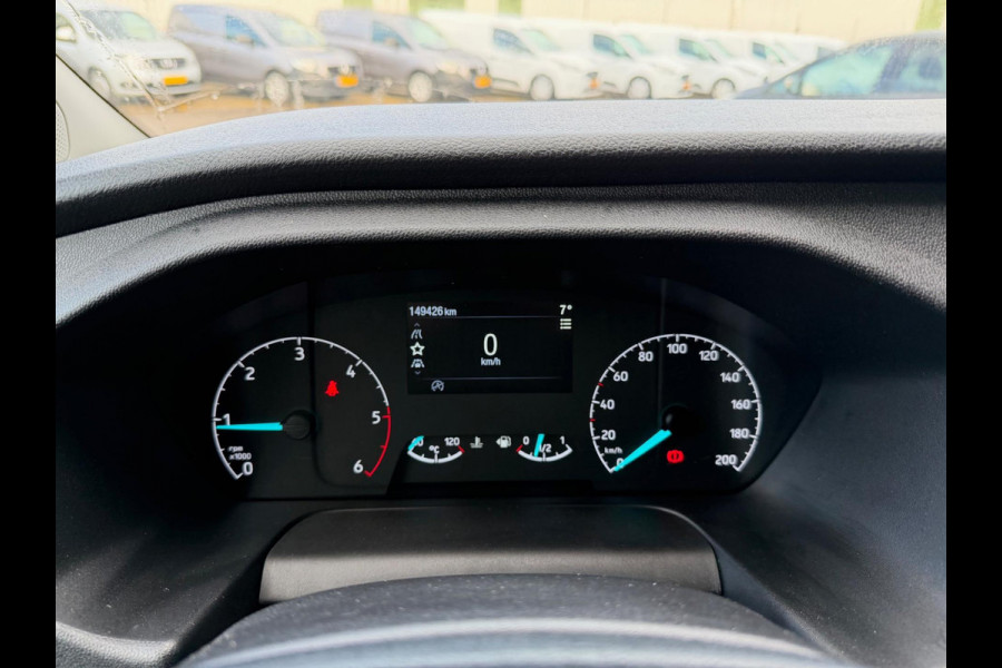 Ford Transit Custom 300 2.0 TDCI L2H1 Trend / Camera / Sync 3 / Cruise