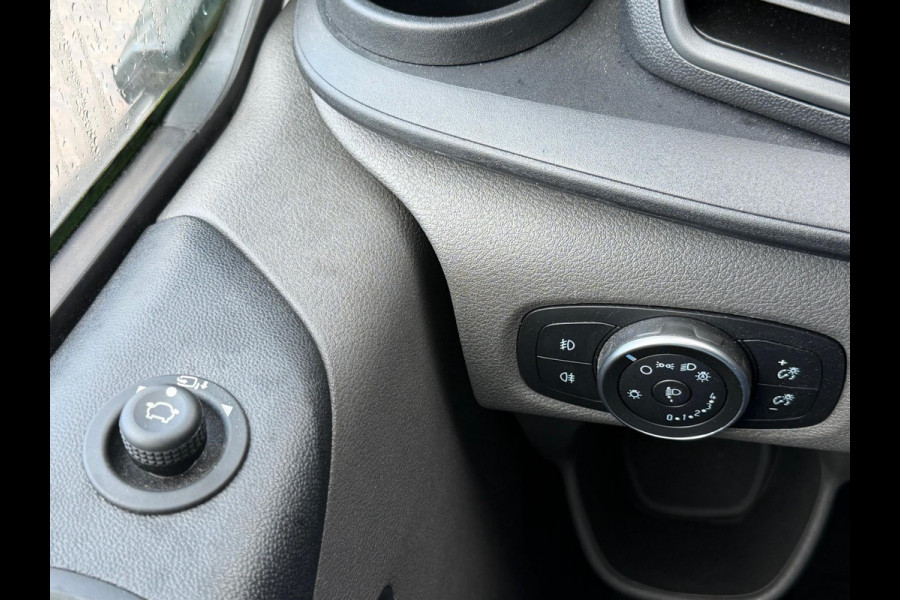 Ford Transit Custom 300 2.0 TDCI L2H1 Trend / Camera / Sync 3 / Cruise