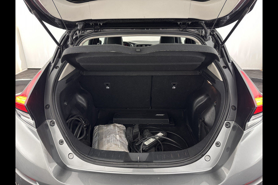 Nissan Leaf e+ Tekna 62 kWh {SOH-93%} (INCL.BTW) Aut.*LEATHER-MICROFIBRE | FULL-LED | ADAPTIVE-CRUISE | BOSE-AUDIO | TOP-VIEW | DAB | KEYLESS | NAVI-FULLMAP | DAB | HEATED-COMFORTSEATS | BLIND-SPOT | PRIVACY-GLASS | 17''ALU*