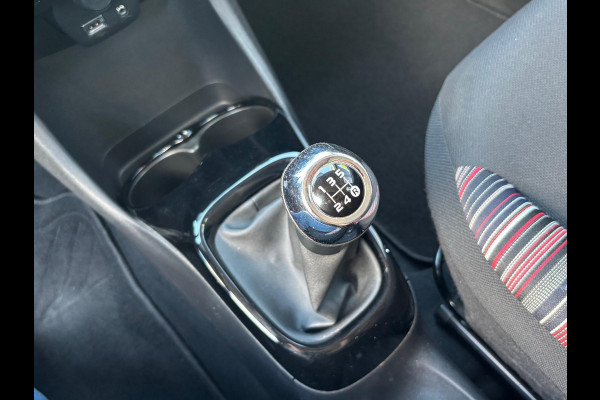 Citroën C1 1.0 VTi Feel 5drs | Dealer onderhouden! | Rijklaar geleverd incl 12 maanden BOVAG garantie! |