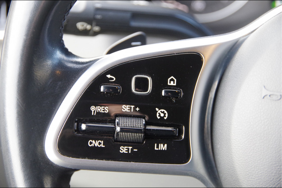 Mercedes-Benz Sprinter 319 3.0 CDI V6 L2H1 3-ZITS, AUT. LED, 3.5T TREKHAAK, MBUX 10'', CAMERA, CRUISE, NAVI, CLIMA, PARKEERSENSOREN