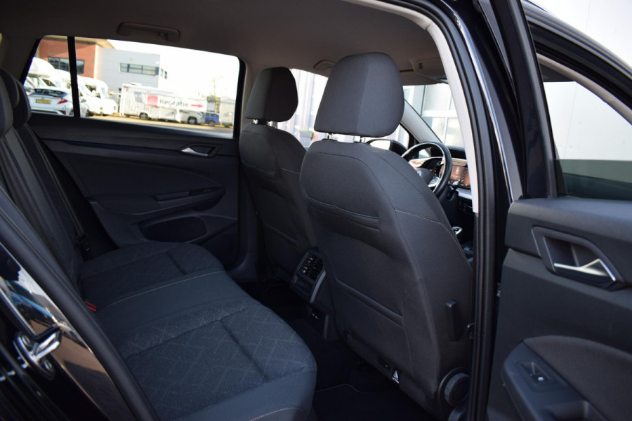 Volkswagen Golf Variant 1.0 TSI Life | Apple CarPlay | ACC | Climate | 17” LM | NAP