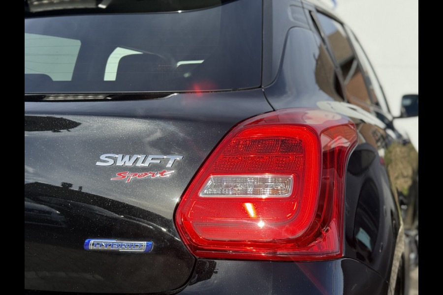 Suzuki Swift 1.4 Sport Smart Hybrid | CarPlay | ACC | Dodehoek | Camera | Keyless
