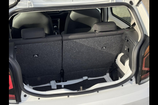 Volkswagen up! 1.0 | Executive + Winter pakket | Stoelverw., DAB, Camera, Airco, Cruise | Dealeronderhouden |