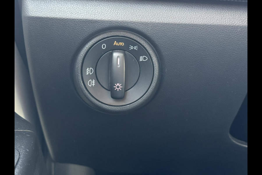 Volkswagen up! 1.0 | Executive + Winter pakket | Stoelverw., DAB, Camera, Airco, Cruise | Dealeronderhouden |