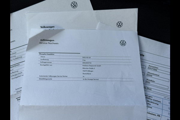 Volkswagen up! 1.0 | Executive + Winter pakket | Stoelverw., DAB, Camera, Airco, Cruise | Dealeronderhouden |