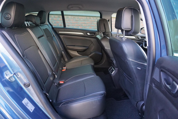 Renault Mégane Estate 1.2 TCe 130PK Bose/Trekhaak/17Inch.LMV/ Nette auto!