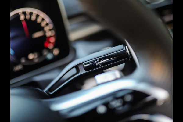 Mercedes-Benz C-Klasse Estate 300 e Business Solution AMG | Massage | Leder | Camera | Pano | Burmester