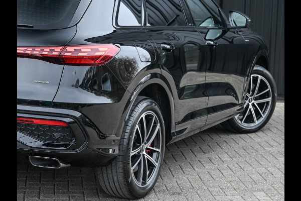Audi Q5 2.0 TFSI e-hybrid 368pk quattro S edition Competition | S-Seats | Memory | 360 Camera | Trekhaak | Keyless entree | Adaptive Cruise | Ambiance interieur | Passagiers display |
