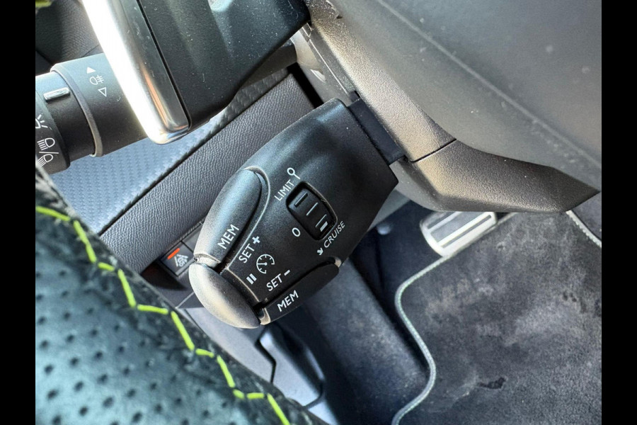 Peugeot 208 1.2 PureTech GT AUTOMAAT GATANTIE