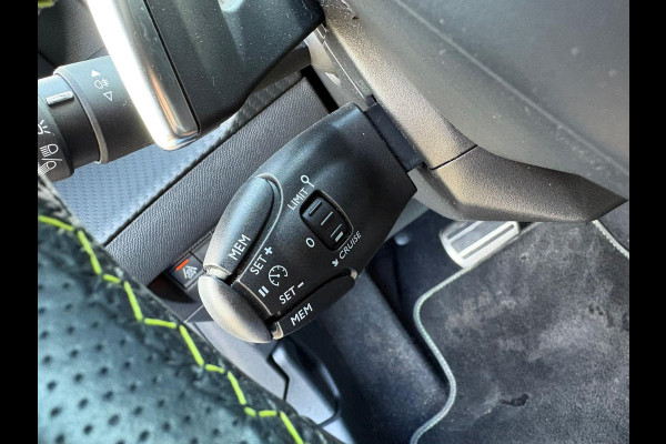 Peugeot 208 1.2 PureTech GT AUTOMAAT GATANTIE