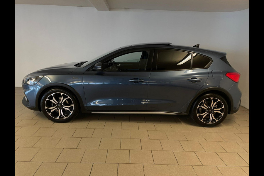 Ford Focus 1.0 EcoBoost Hybrid Active X Business PANO