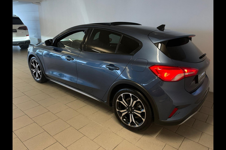 Ford Focus 1.0 EcoBoost Hybrid Active X Business PANO