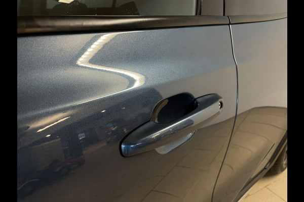 Ford Focus 1.0 EcoBoost Hybrid Active X Business PANO