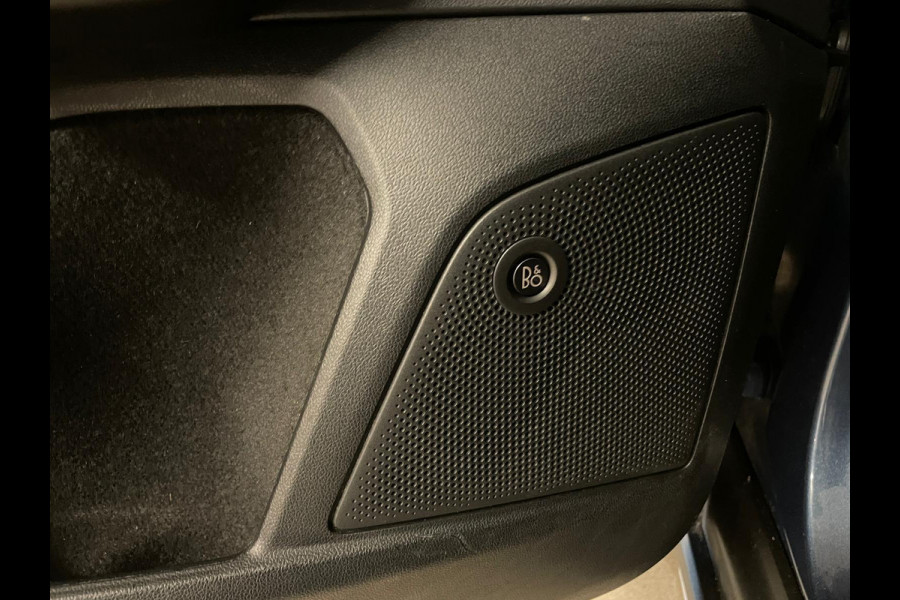 Ford Focus 1.0 EcoBoost Hybrid Active X Business PANO