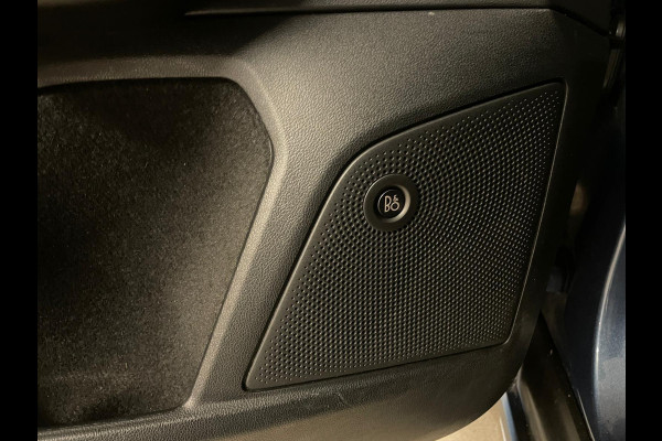 Ford Focus 1.0 EcoBoost Hybrid Active X Business PANO