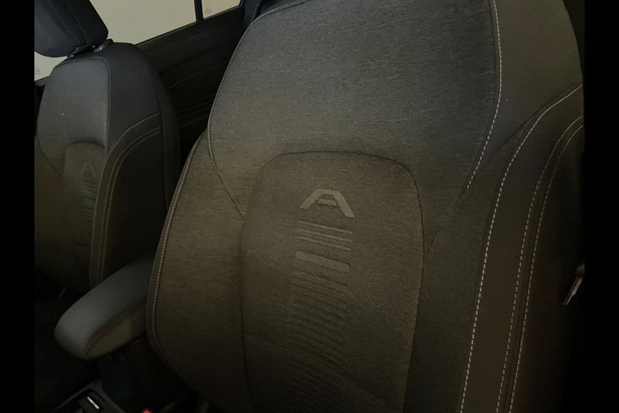 Ford Focus 1.0 EcoBoost Hybrid Active X Business PANO