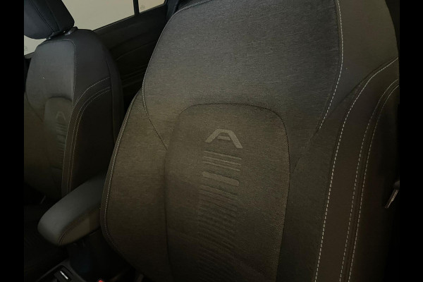 Ford Focus 1.0 EcoBoost Hybrid Active X Business PANO