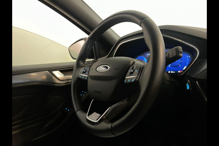 Ford Focus 1.0 EcoBoost Hybrid Active X Business PANO