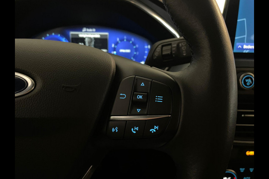 Ford Focus 1.0 EcoBoost Hybrid Active X Business PANO