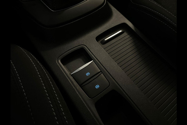 Ford Focus 1.0 EcoBoost Hybrid Active X Business PANO