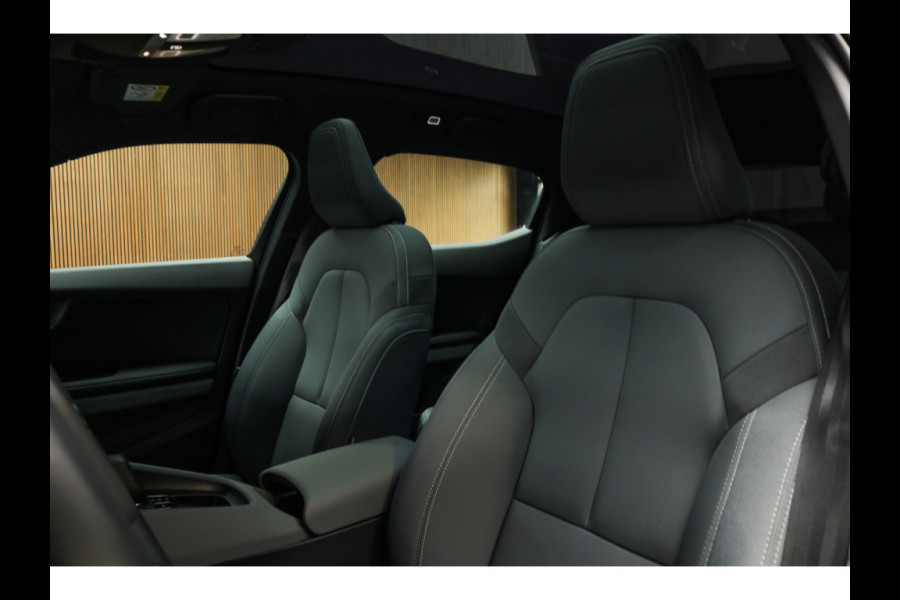 Polestar 2 Long Range Single Motor 78 kWh Pano 360 ° Pilot ACC Alcantara Stuurverwarming Memory seats Stoelverwarming voor & achter LM velgen