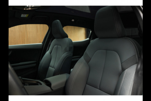 Polestar 2 Long Range Single Motor 78 kWh Pano 360 ° Pilot ACC Alcantara Stuurverwarming Memory seats Stoelverwarming voor & achter LM velgen