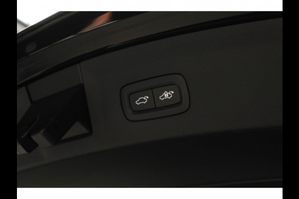 Polestar 2 Long Range Single Motor 78 kWh Pano 360 ° Pilot ACC Alcantara Stuurverwarming Memory seats Stoelverwarming voor & achter LM velgen