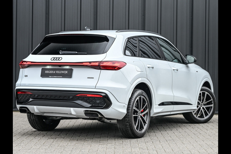 Audi Q5 2.0 TFSI e-hybrid quattro 368pk S edition Competition | S-Seats | B&O Sound | Head-Up | Memory | 360 Camera | Trekhaak | Keyless entree | Adaptive Cruise | Ambiance interieur | MMI bijrijder display|