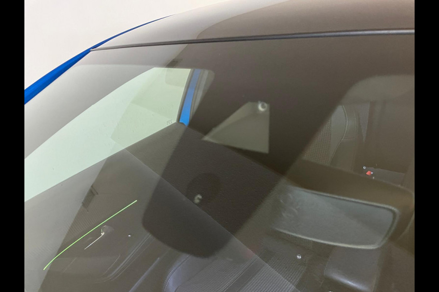 Peugeot 208 1.2 PureTech GT PANO AIRCO NAVI CRUISE BLUETOOTH LED METALLIC BLAUW PRIVACYGLAS ZEER NETTE AUTO