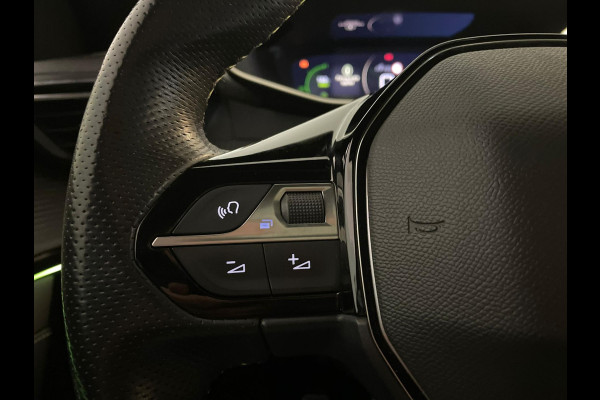 Peugeot 208 1.2 PureTech GT PANO AIRCO NAVI CRUISE BLUETOOTH LED METALLIC BLAUW PRIVACYGLAS ZEER NETTE AUTO