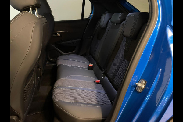 Peugeot 208 1.2 PureTech GT PANO AIRCO NAVI CRUISE BLUETOOTH LED METALLIC BLAUW PRIVACYGLAS ZEER NETTE AUTO