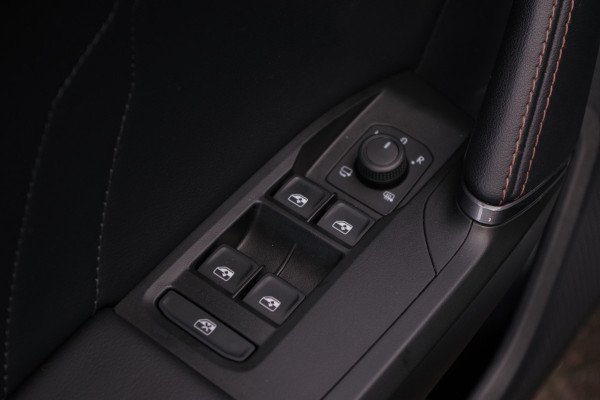 CUPRA Formentor 1.4 e-Hybrid 204 PK BNS PHEV, LED, Camera, Carplay, Adap. Cruise Control