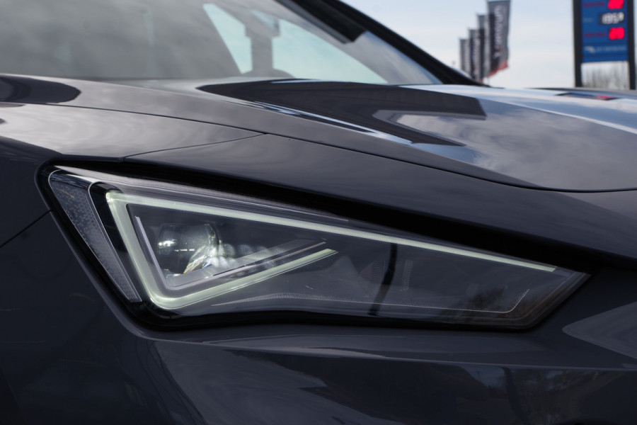 CUPRA Formentor 1.4 e-Hybrid 204 PK BNS PHEV, LED, Camera, Carplay, Adap. Cruise Control