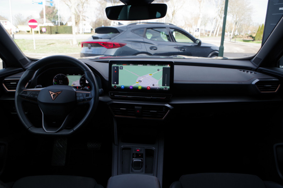 CUPRA Formentor 1.4 e-Hybrid 204 PK BNS PHEV, LED, Camera, Carplay, Adap. Cruise Control