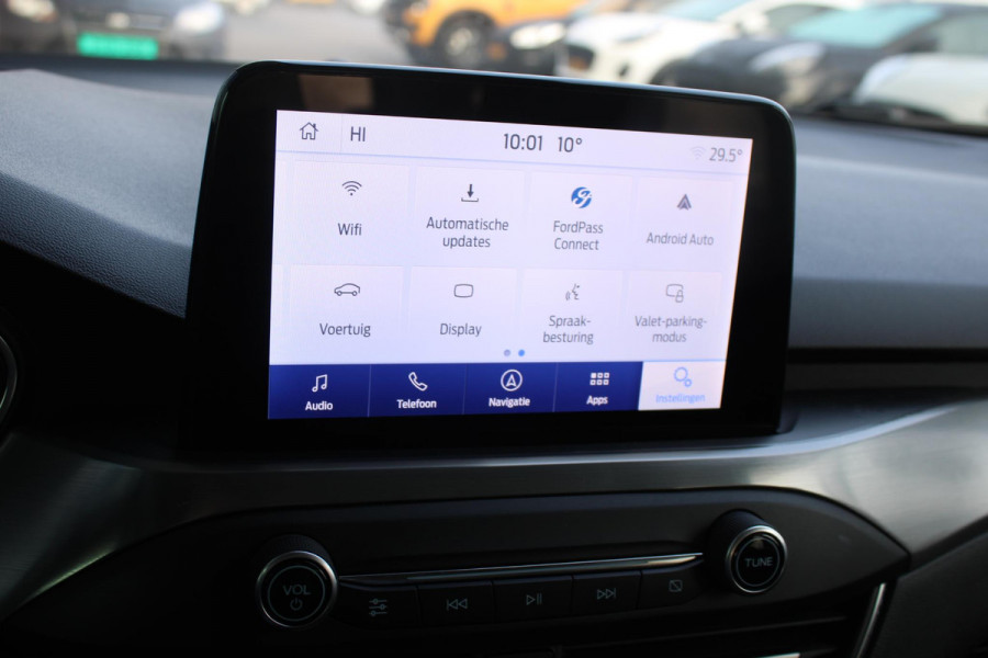 Ford FOCUS Wagon 1.0 EcoBoost Titanium X Business Automaat | Trekhaak | Winter Pack | Adaptive cruise control | Camera