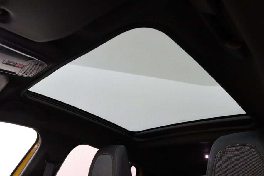 Peugeot 208 1.2*GT-LINE*PANO*AUTOM*ECC*CRUISE*NAVI*CAM*CARPLAY