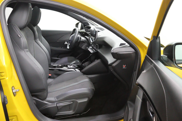 Peugeot 208 1.2*GT-LINE*PANO*AUTOM*ECC*CRUISE*NAVI*CAM*CARPLAY